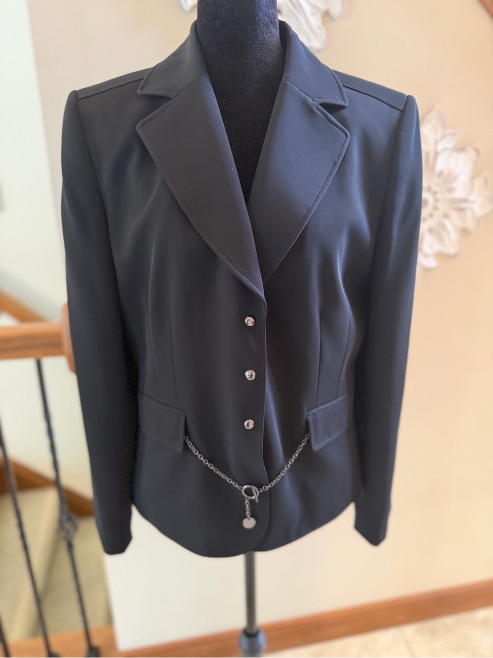 Tahari Arthur S. Levine Black Tailored Blazer Jacket Size 10 NWOT